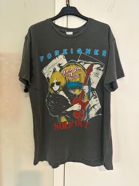 NWT MadeWorn Foreigner band tee medium